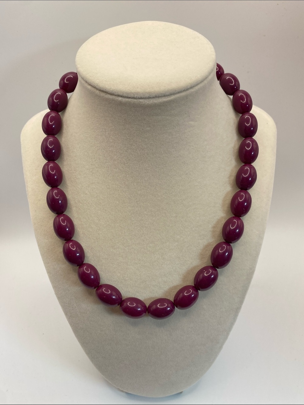 Vintage Trifari Purple Chunky Bead Necklace